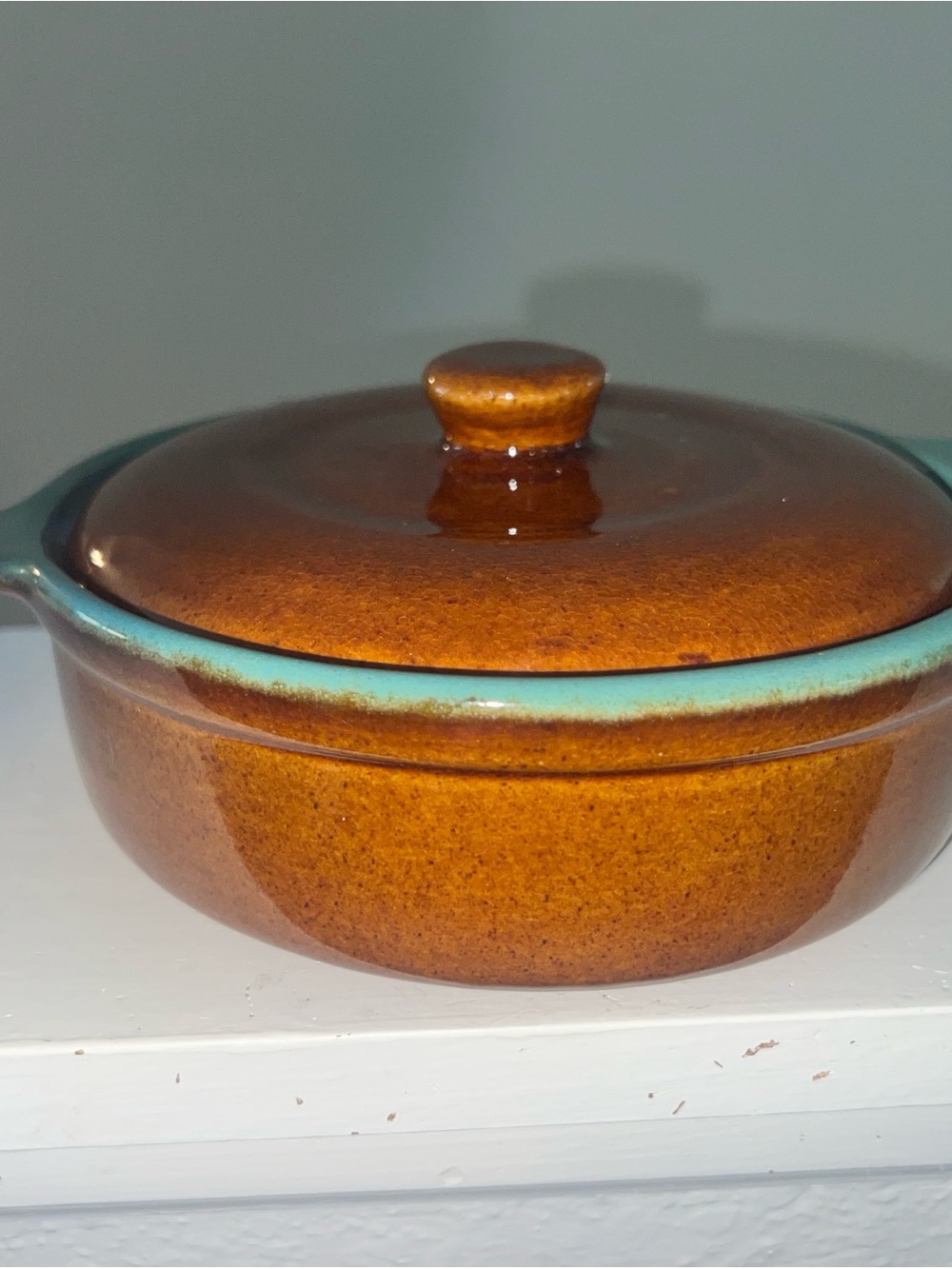 John B. Taylor Country Fare  Ceramic Covered Casserole with Turquoise Rim 8 inch